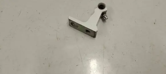 Audi Q2 - Front door upper hinge 8x0831404e