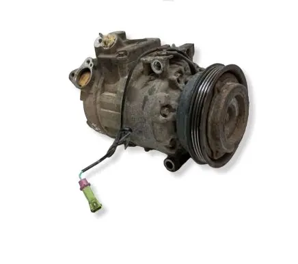 Volkswagen PASSAT B5.5 Air conditioning (A/C) compressor (pump) 8D0260808 8D0260805J 7SBU16C