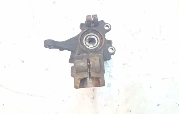 Front wheel hub spindle knuckle