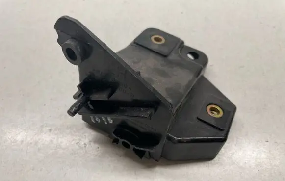 Tesla Model S Front bumper mounting bracket 106133100B