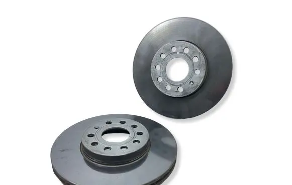 Volkswagen Jetta VI Front brake disc 