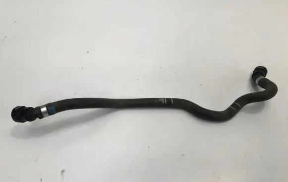 Volvo V60 Engine coolant pipe/hose 31338396