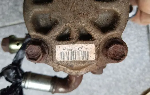 Toyota Land Cruiser (J120) Power steering pump