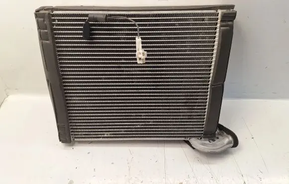 Toyota Auris 150 Air conditioning (A/C) radiator (interior) 8850102200