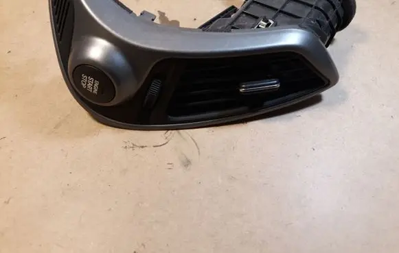 Hyundai ix35 Dash center air vent grill 974102S000