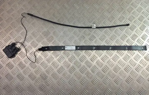 BMW X1 F48 F49 Tailgate sensor 7391042 7391043