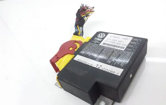 Volkswagen PASSAT B6 Airbag control unit/module 3C0909605J 391130
