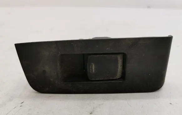 Nissan X-Trail T31 Electric window control switch 82960JG00A