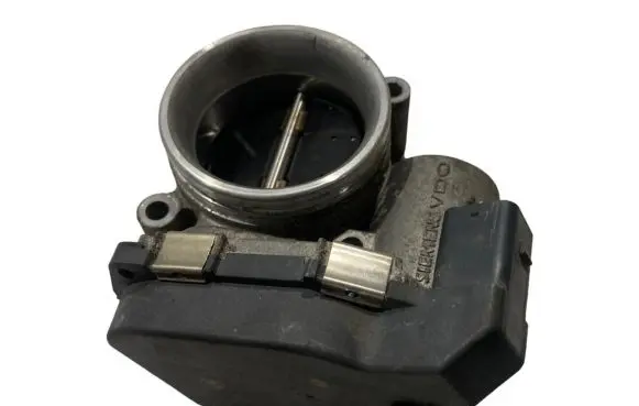 BMW 1 E81 E87 Throttle valve 7561067 13547561067