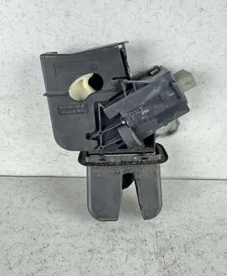 Audi A6 S6 C6 4F Tailgate/trunk/boot lock/catch/latch 4E0827645A 4F5827505