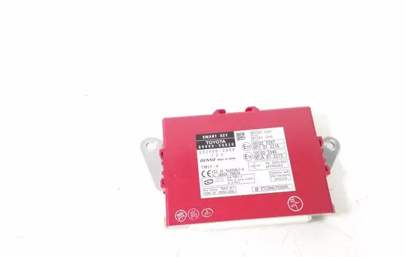 Lexus LS 460 - 600H Door central lock control unit/module 8999050020