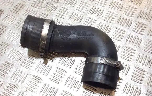 Volvo V70 Intercooler hose/pipe 30751920