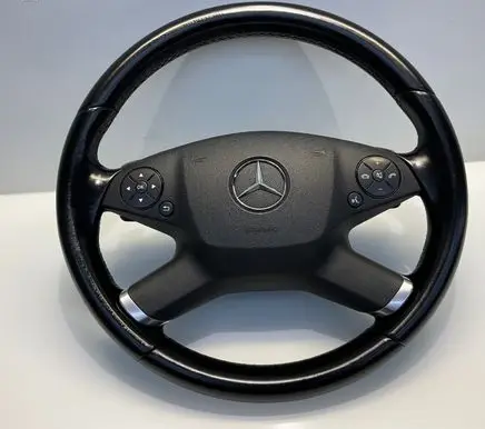 Mercedes-Benz E W212 Steering wheel A2124600403 2124600403
