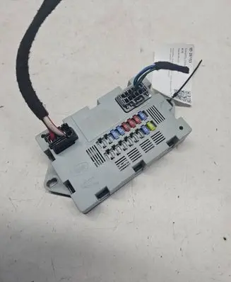 Jaguar XE Fuse module CPLA14Q073AA