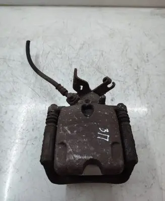 Opel Insignia A Rear brake caliper