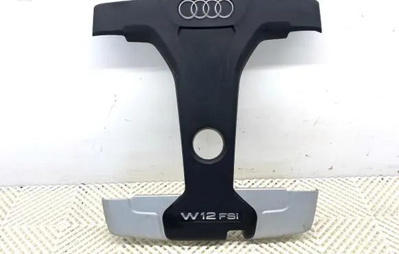 Audi A8 S8 D4 4H Engine cover (trim) 07P103925D