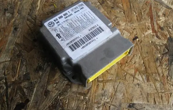 Volkswagen Jetta V Airbag control unit/module 1K0909605T