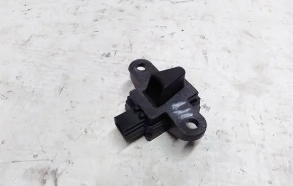 Mercedes-Benz S W221 Airbag deployment crash/impact sensor A0038212751 03485850 5WK43901