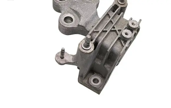 Chrysler Pacifica Engine mount bracket 68224742AD P68224742AD D038228517