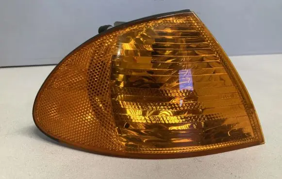 BMW 3 E46 Front indicator light 6902766 0311328002
