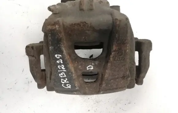 Volkswagen Tiguan Front brake caliper