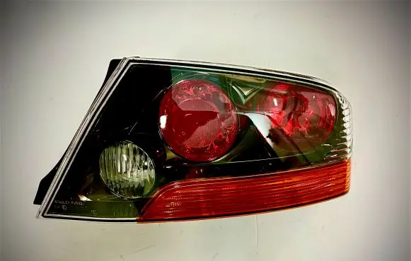 Mitsubishi Lancer Evolution Rear/tail lights 8330A122