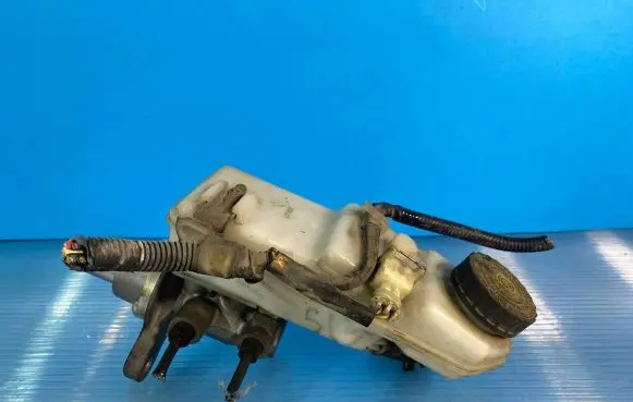 Toyota Auris 150 Master brake cylinder 0204255239