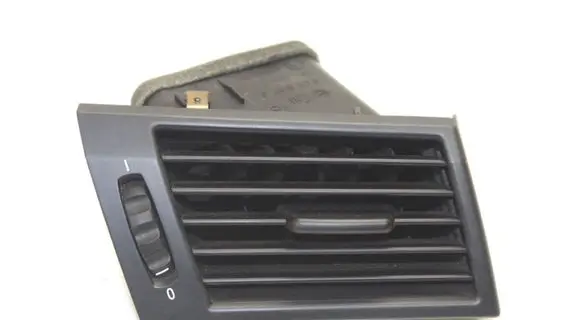 BMW X3 E83 Dashboard side air vent grill/cover trim 3400076