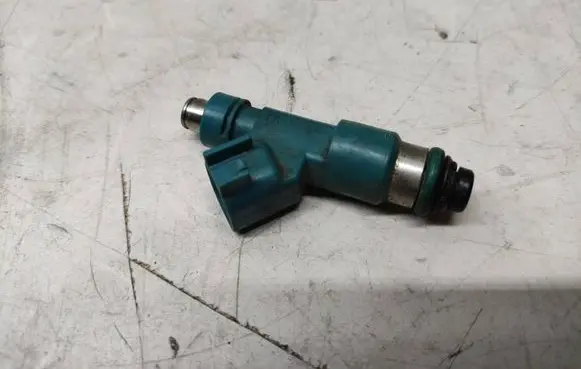 Volvo XC60 Fuel injector 6G9NAB