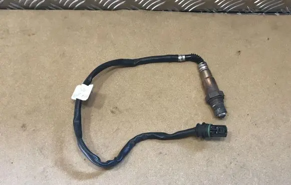 BMW 7 F01 F02 F03 F04 Lambda probe sensor 0258010351