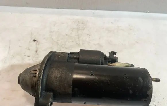 Volkswagen PASSAT B5.5 Starter motor 0001110126 068911024F
