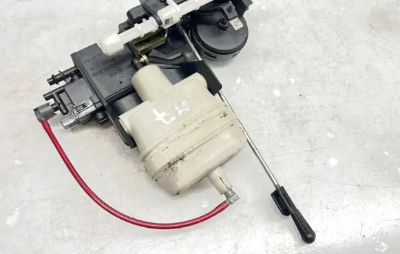 Mercedes-Benz S W220 Tailgate/trunk/boot lock/catch/latch A2208000478