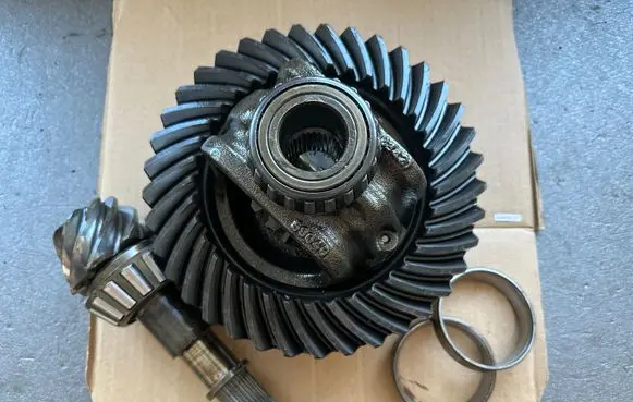 Nissan Patrol Y60 Front differential 3810005J60