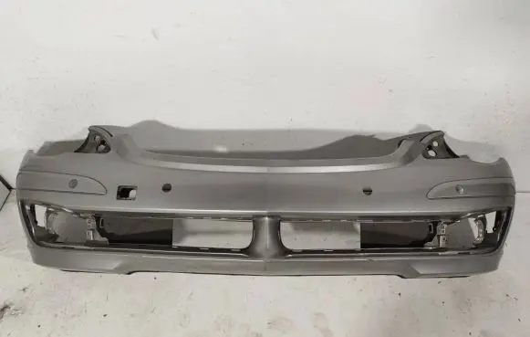 Mercedes-Benz R W251 Front bumper