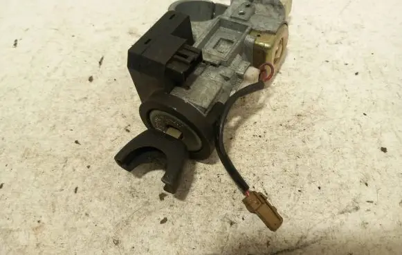 Nissan X-Trail T30 Ignition lock 28590C9902 2671032209 5WK48042A
