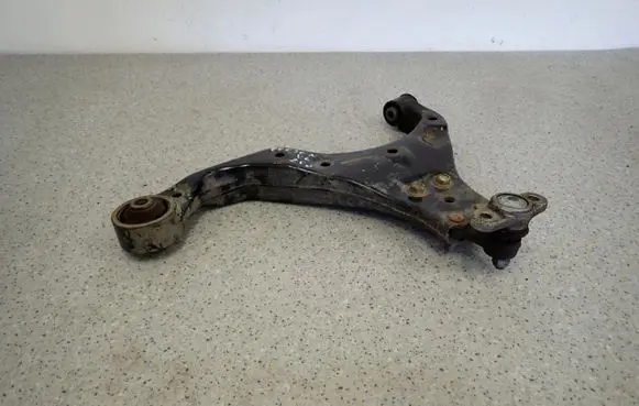 Hyundai Tucson JM Rear suspension control arm 