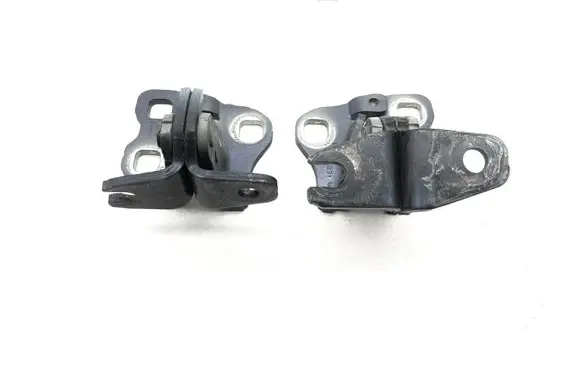 Tesla Model 3 Front door upper hinge A046571