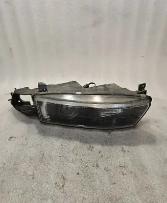 Mitsubishi Galant Headlight/headlamp