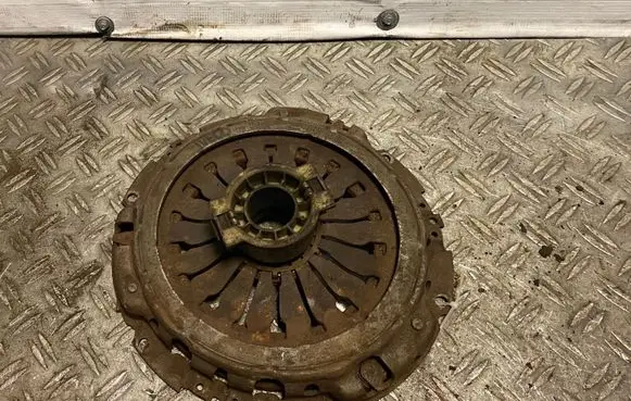 Iveco Daily 35 - 40.10 Pressure plate 