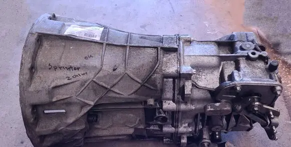 Mercedes-Benz Sprinter W906 Manual 6 speed gearbox A9062605100 R9062610003 A9062610303