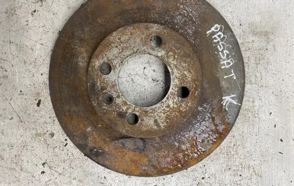 Volkswagen PASSAT B4 Front brake disc