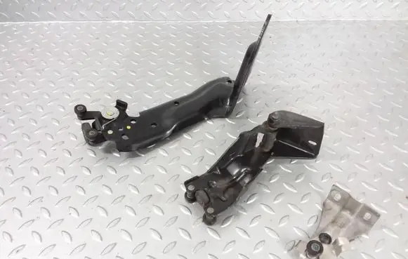 Chrysler Voyager Roller guide/hinge set 05020899AA 05020673AC P05020899AA