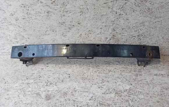 Toyota Auris E180 Front bumper support beam