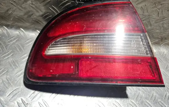 Mitsubishi Galant Rear/tail lights 0431593L 0431593