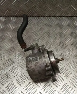Mazda Premacy Vacuum pump X2T58171A RF4F18G00