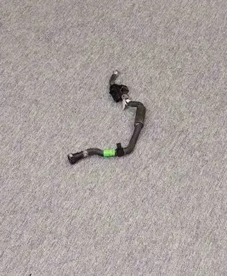 Volkswagen Golf VII Other engine bay part 5Q0133366K 06M906517C