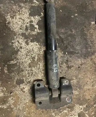KIA Carens I Rear shock absorber/damper