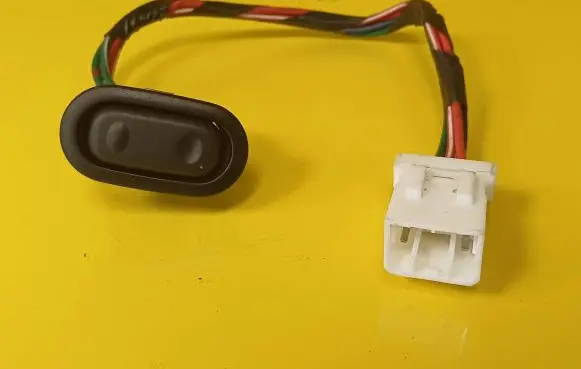 Mazda 626 Electric window control switch