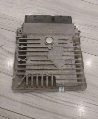 Volkswagen Golf VI Engine control unit/module ECU 03L907425C