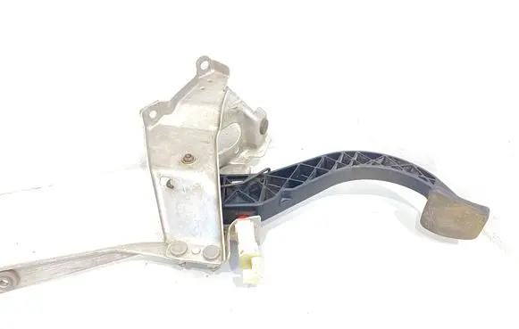 Clutch pedal